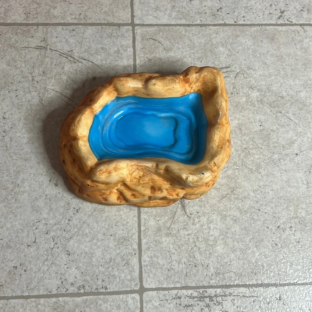 Snake water bowl